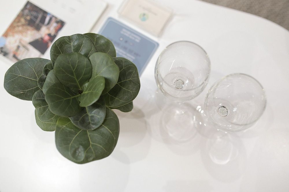 Michelle's Inn Studio, Balcony 17