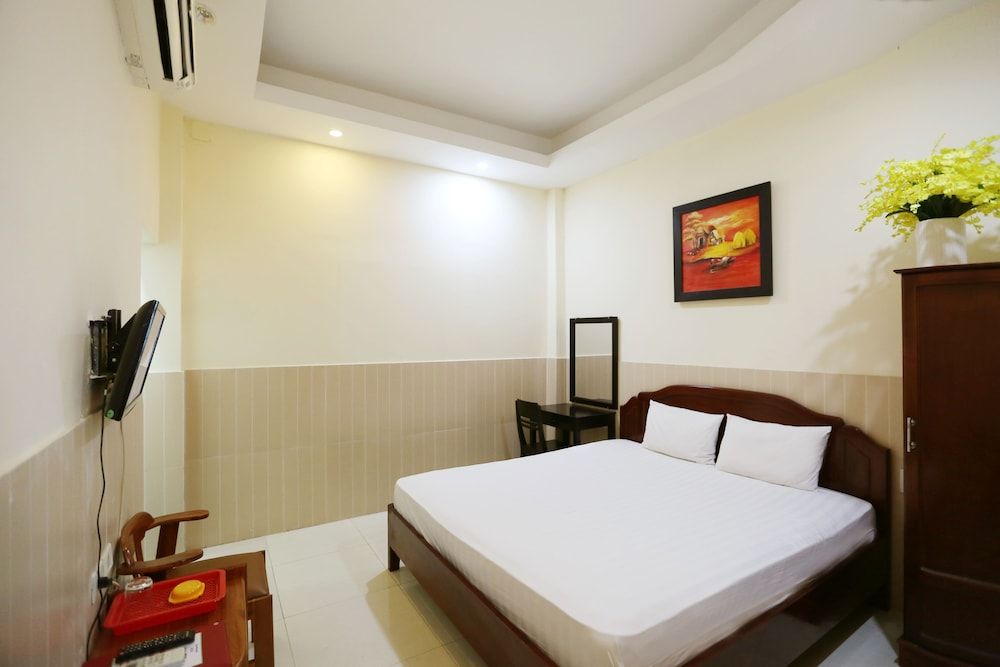 undefined Minh Quang Hotel 8