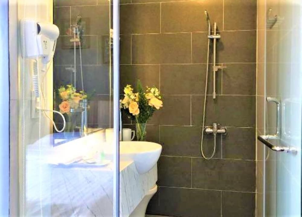 Minh Nguyen Hotel Double Room 4