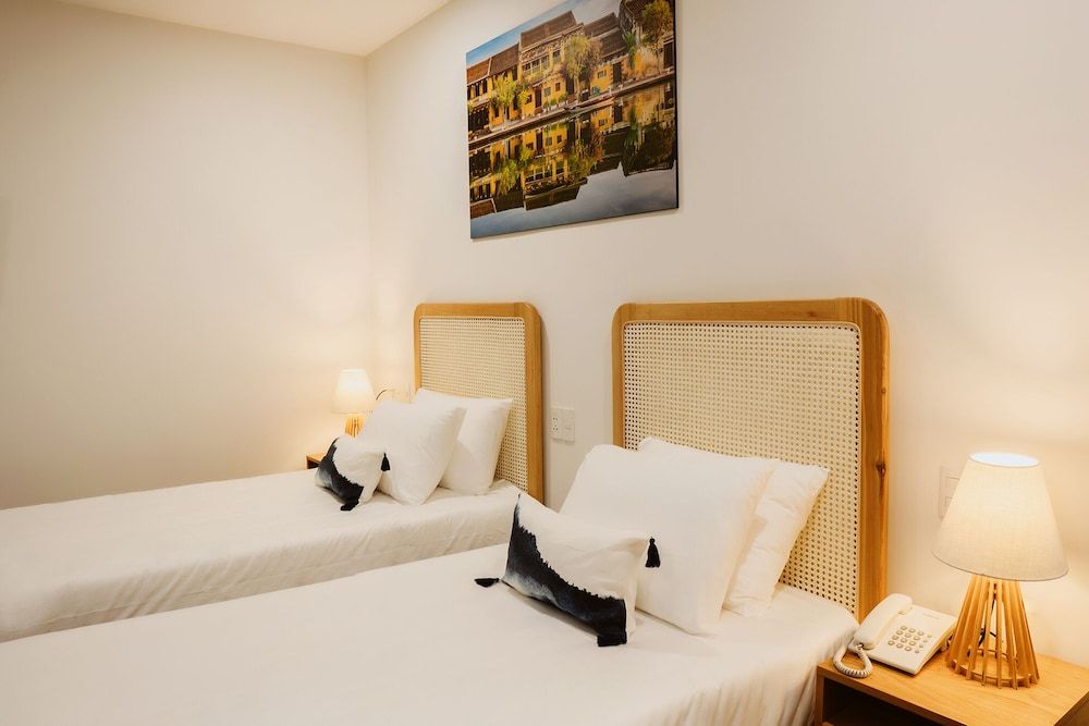 The Watermark Beachside Hotel Watermark Premier Pool View 4