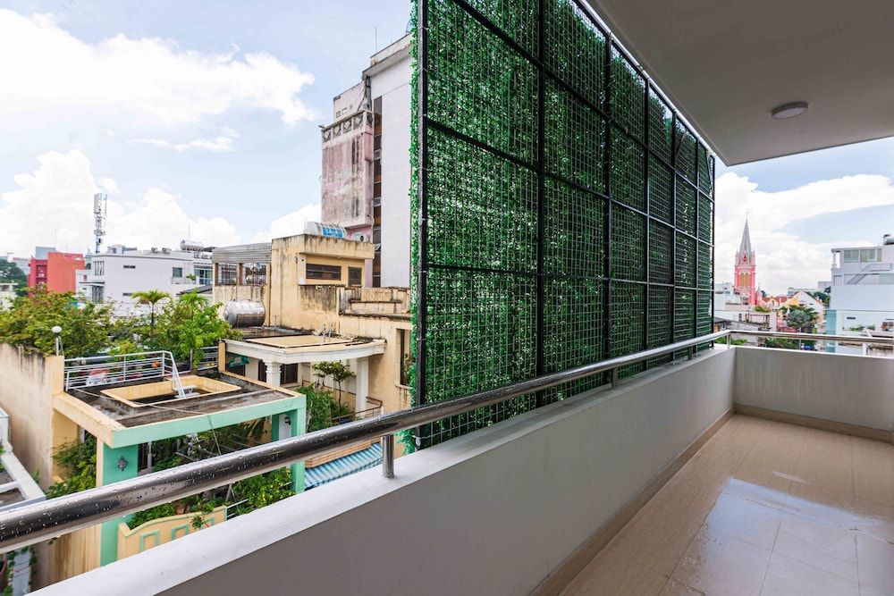 Bhome Dinh Cong Trang Suite Double Room, Balcony 7