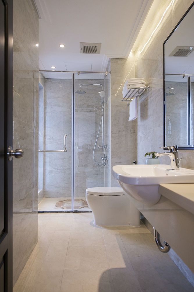 Hong Gia Tue Apartment Standard Apartment 4