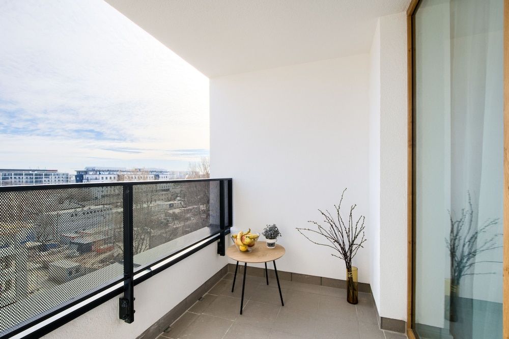 M&R Apartament Airport&Business Komputerowa Comfort Apartment 13