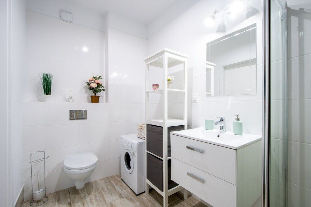 M&R Apartament Airport&Business Komputerowa Comfort Apartment 14