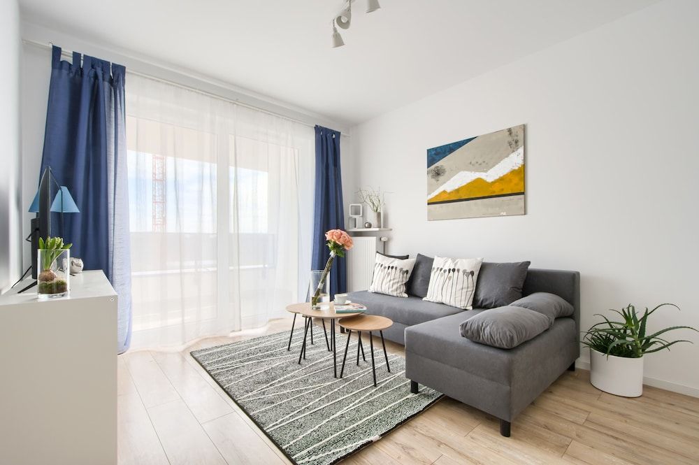 M&R Apartament Airport&Business Komputerowa Comfort Apartment 9