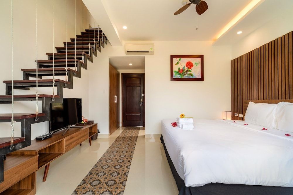 An Bang Superior Villa Family Room 3