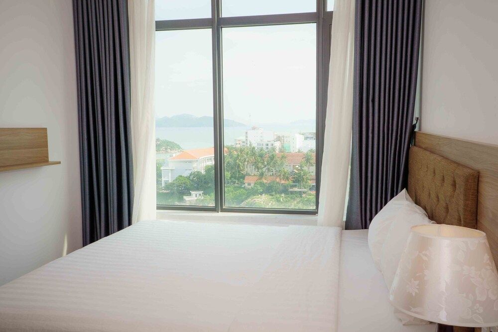 Deluxe Apartment, 2 Bedrooms, Kitchenette, Beach View