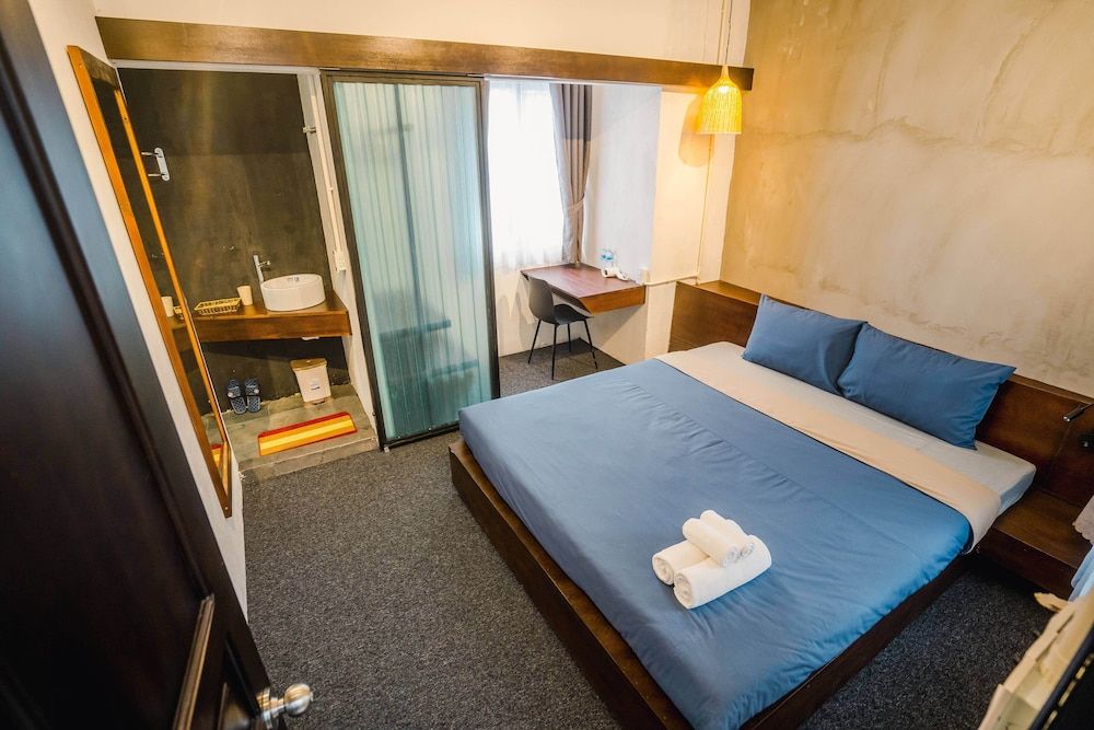 The Garden Hotel and Apartment Superior Double Room