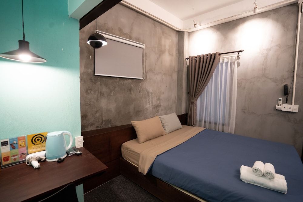 The Garden Hotel and Apartment Standard Double or Twin Room, No Windows 4