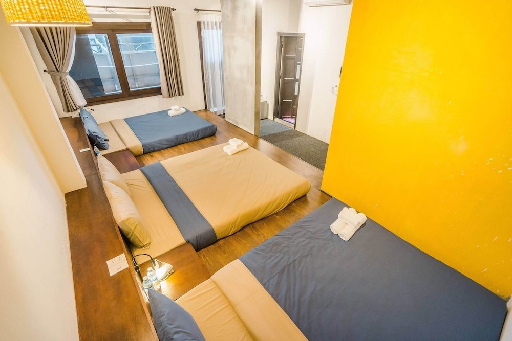 undefined The Garden Hotel and Apartment 6