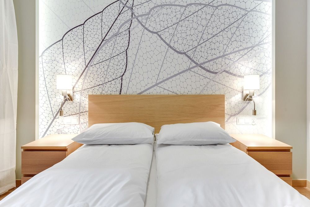 undefined Flats For Rent - Waterlane Island 6