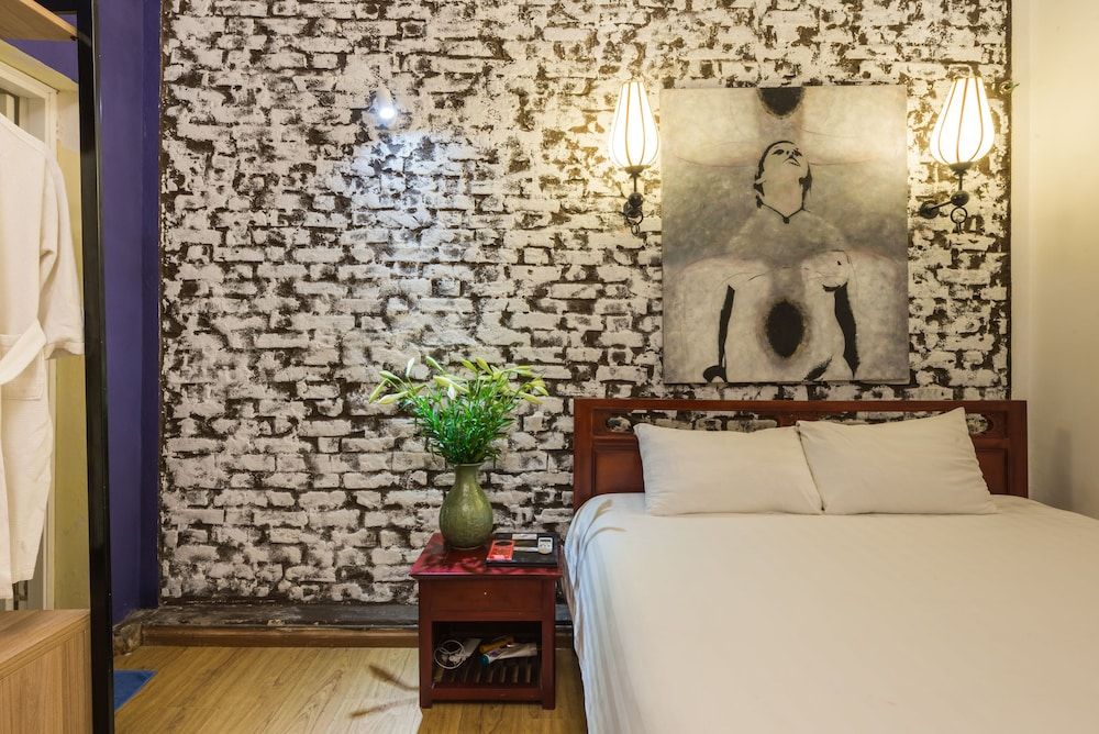 undefined Gecko Hotel 8