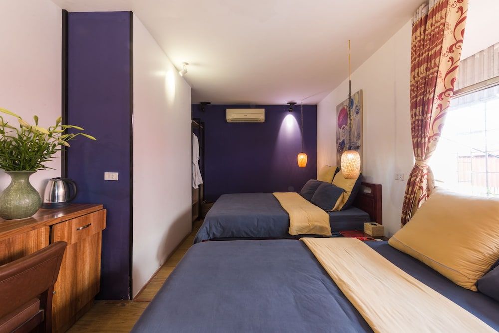 undefined Gecko Hotel 2