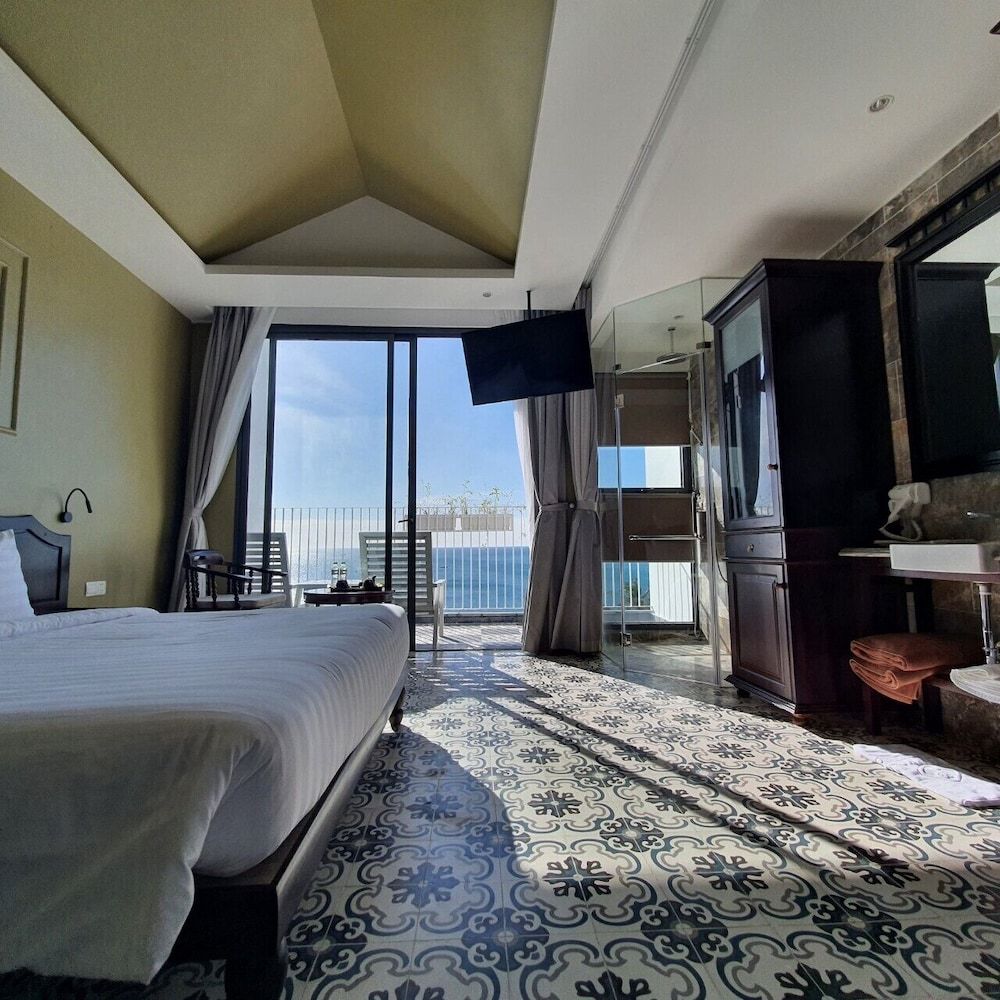 Palmy Beach Club Resort Deluxe Ocean View (Balcony) 6