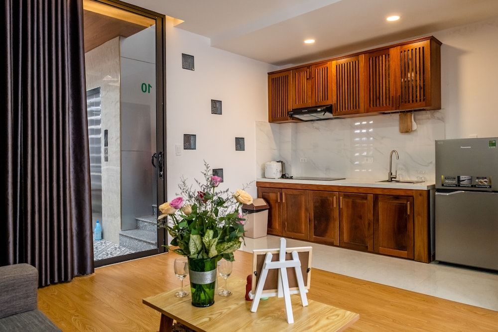 undefined Olwen Home 4