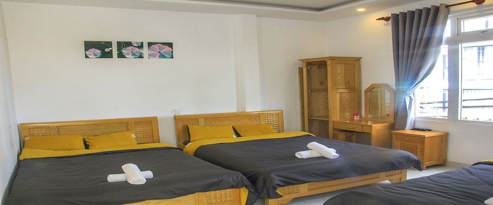 Khách sạn Thiên Bảo Family Triple Room