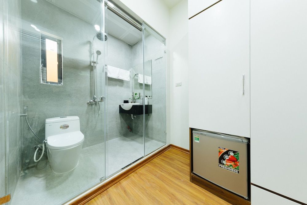 The Art - HiHome KMT Deluxe Studio Ba Dinh Deluxe Apartment 10