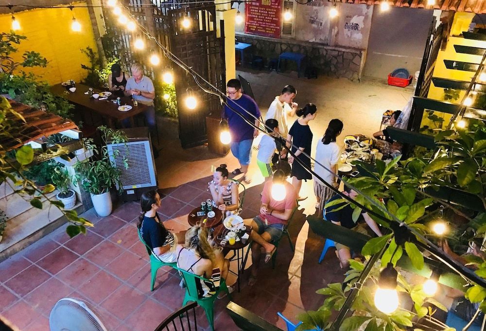 undefined Alley Garden Homestay 6