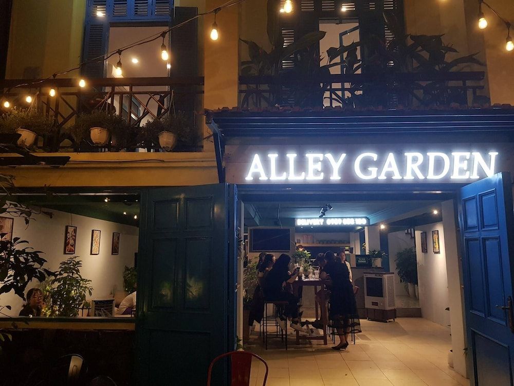 undefined Alley Garden Homestay 2