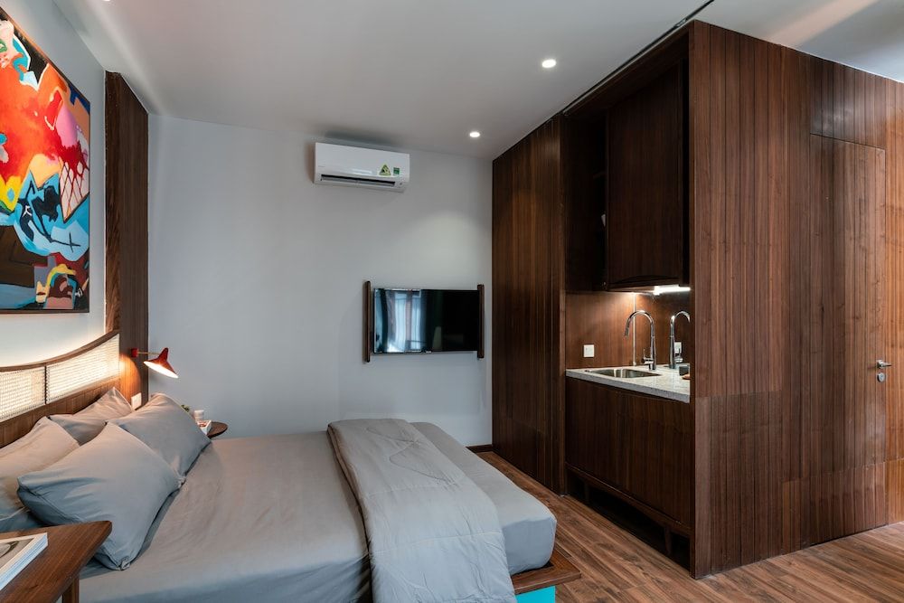 The Nang Suites Apartment, Balcony 3