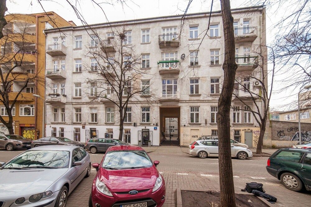 undefined Blue Happy Apartment 5