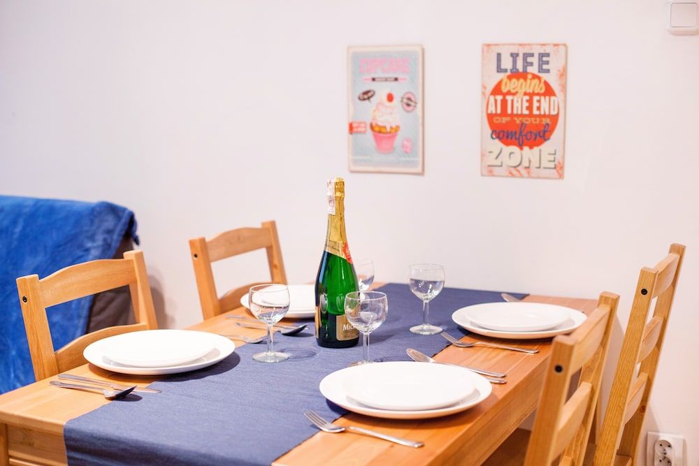 Blue Happy Apartment City Apartment 7