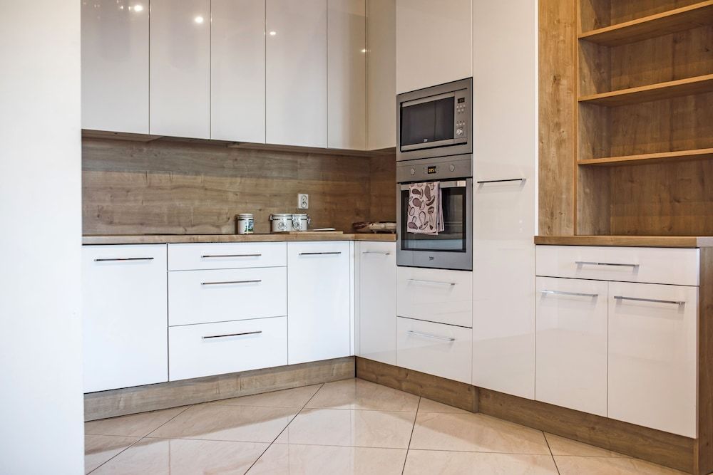 undefined Modern Apartment 10