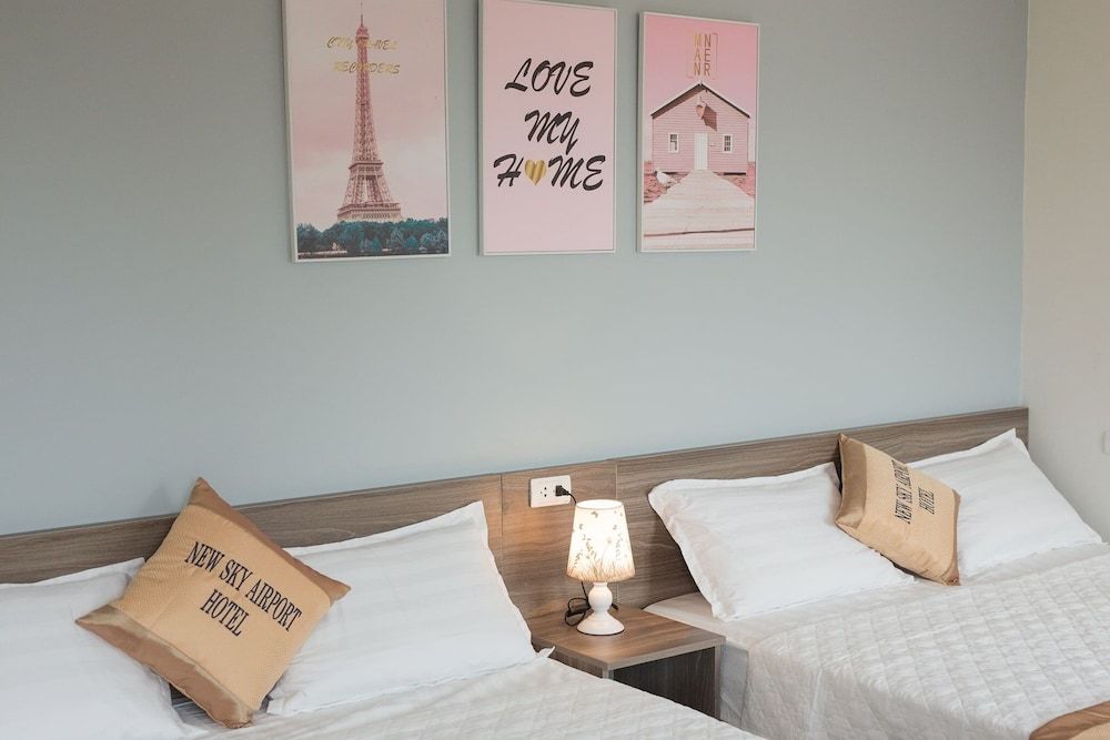 New Sky Airport Hotel Panoramic Double Room 3