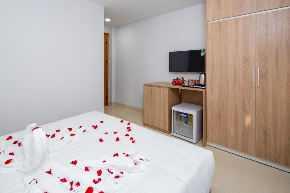 undefined Luna House Danang 2