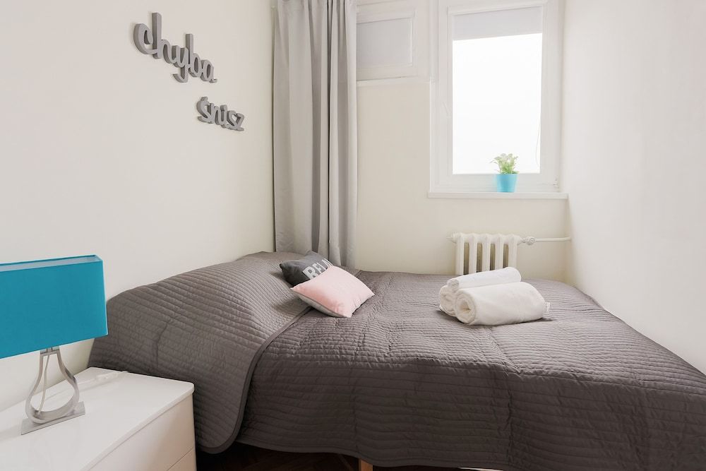 undefined Apartments Cohen 7