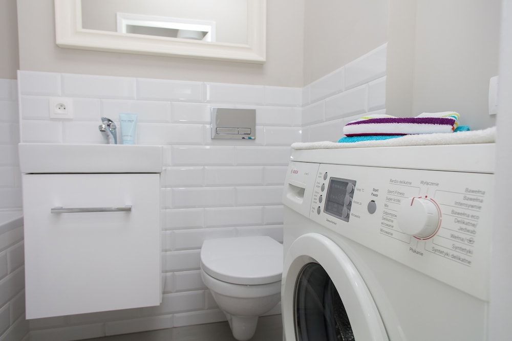 undefined Turquoise Studio Zelazna 10