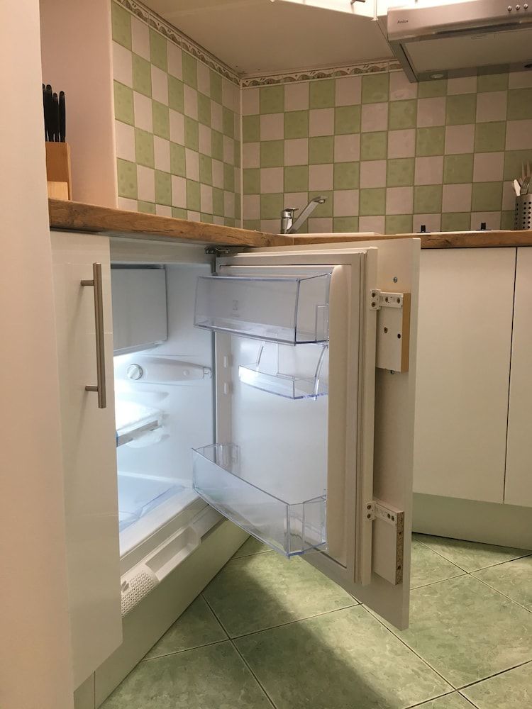 undefined Cohen's Place 7