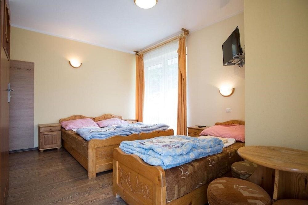 Triple Room, Ensuite (12)