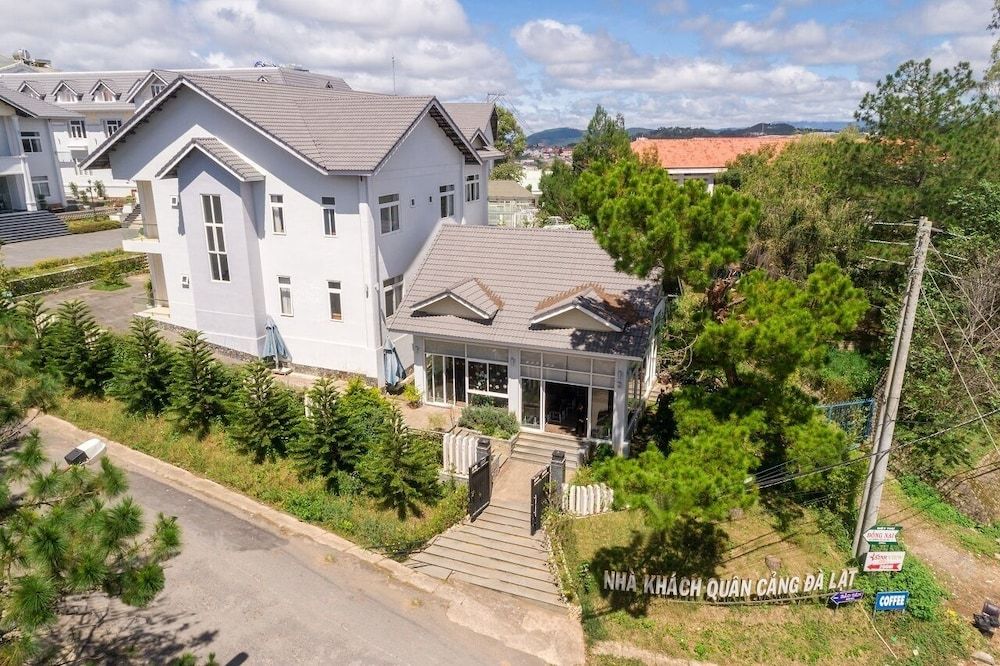 undefined Navy Hotel Da Lat 6