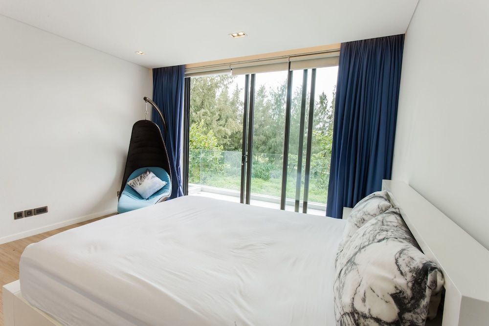 undefined The Point Villa 4