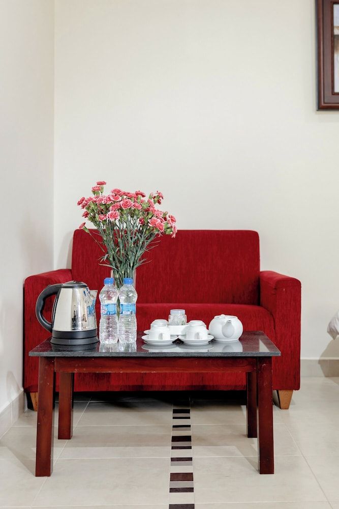 Hung Phong Hotel Superior Family 8