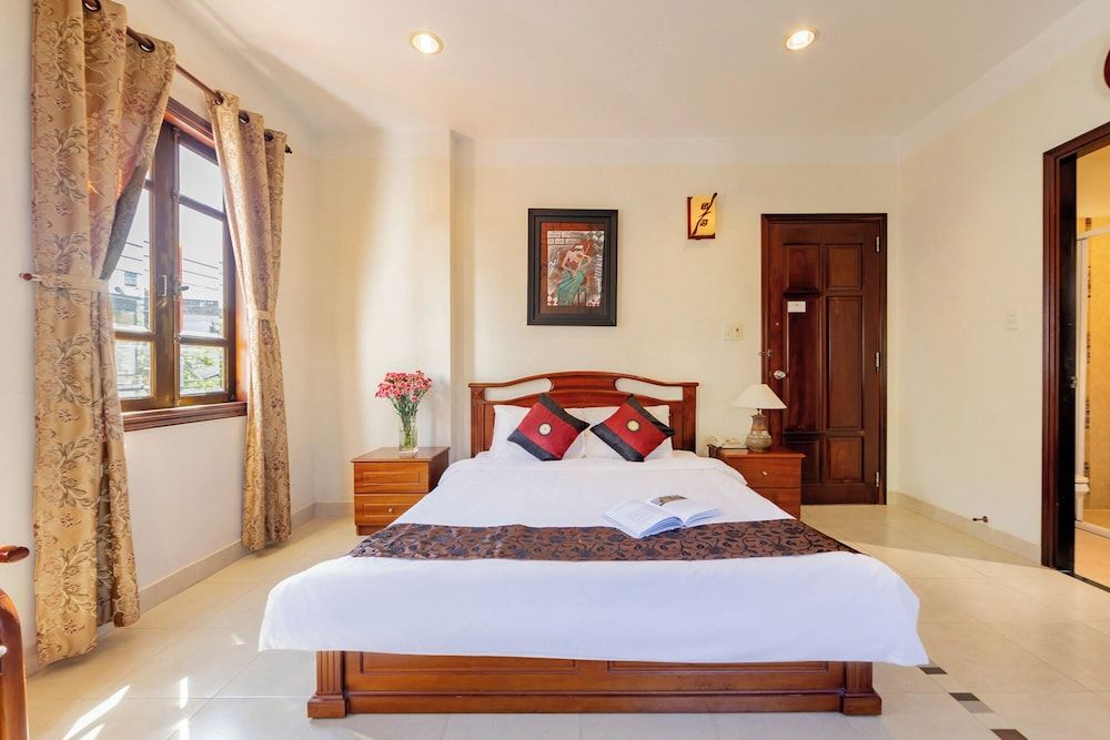 Hung Phong Hotel Superior Double or Twin Room 2