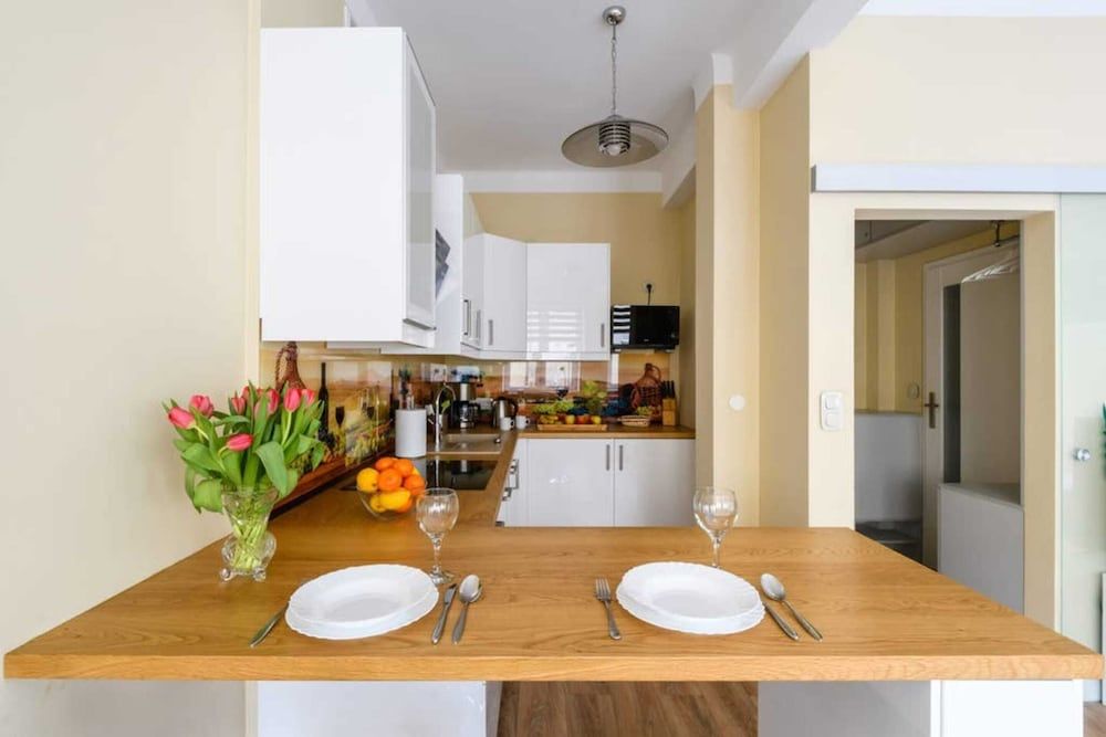 undefined Studio Tamka 5