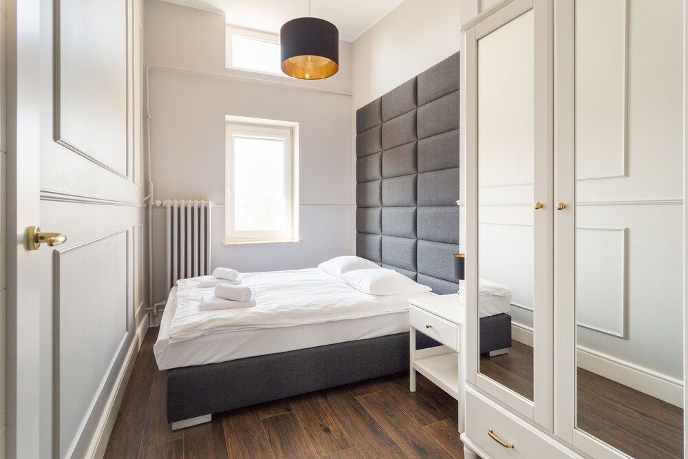 undefined Executive 3 Bedroom Apartament by Your F 7