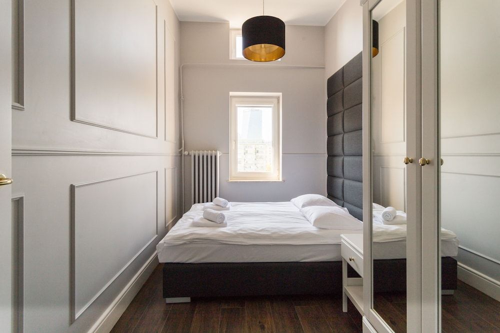 undefined Executive 3 Bedroom Apartament by Your F 6