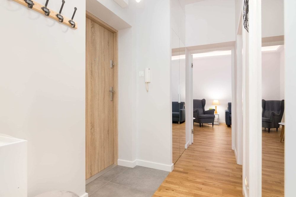 Jerozolimskie Central View Apartment Deluxe Apartment 9