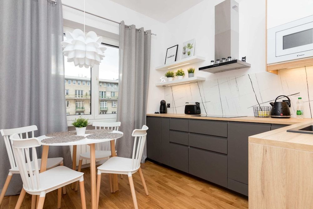 Jerozolimskie Central View Apartment Deluxe Apartment 24