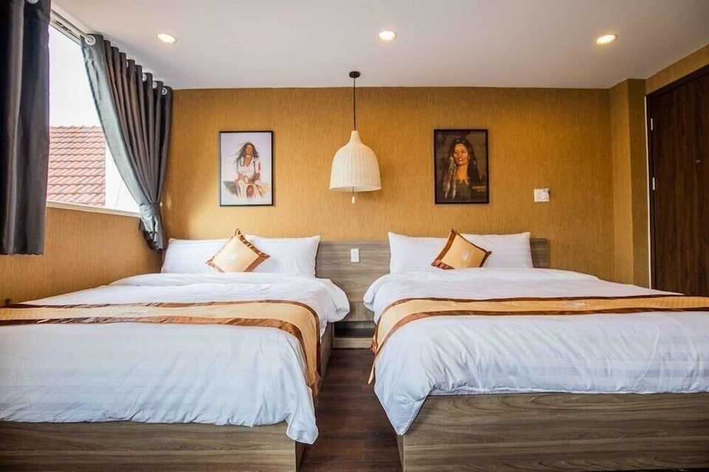 undefined Hoa Sen Hotel 3