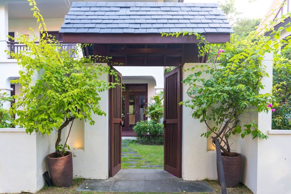 undefined Luxury Family Beach Da Nang 6