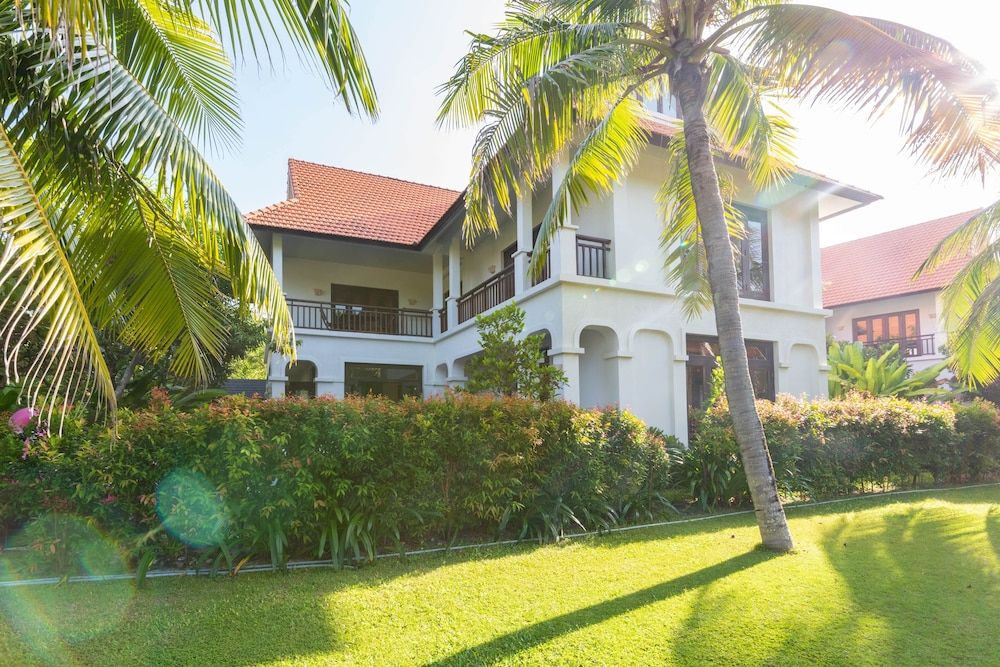 undefined Luxury Family Beach Da Nang 10