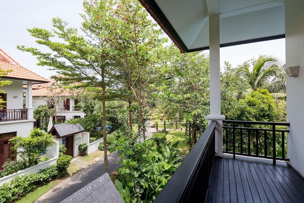 Luxury Family Beach Da Nang Luxury Villa, 3 Bedrooms 13