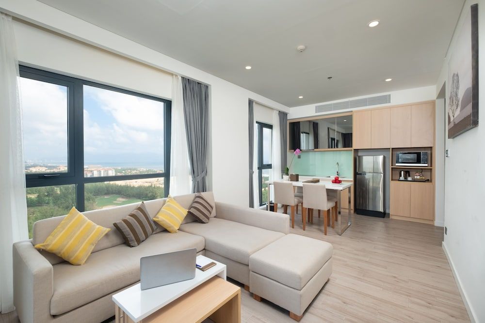 Carinae Danang Hotel Deluxe Suite, 2 Bedrooms 4