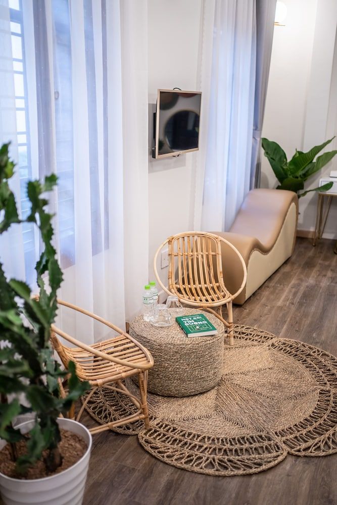 undefined Hovi Hoang Cau 2 6