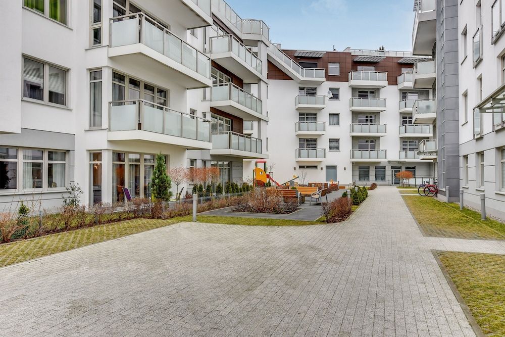 undefined Grand Apartments - Aqua 3