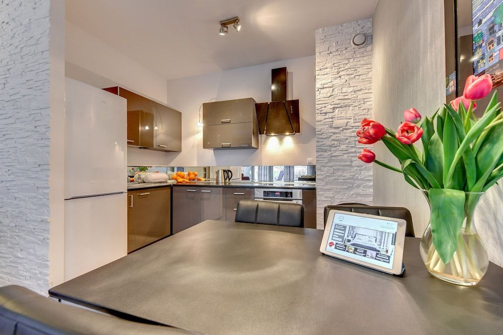 undefined Grand Apartments - Aqua 7